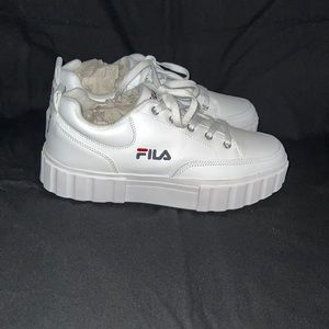 FILA sneakers NWOT